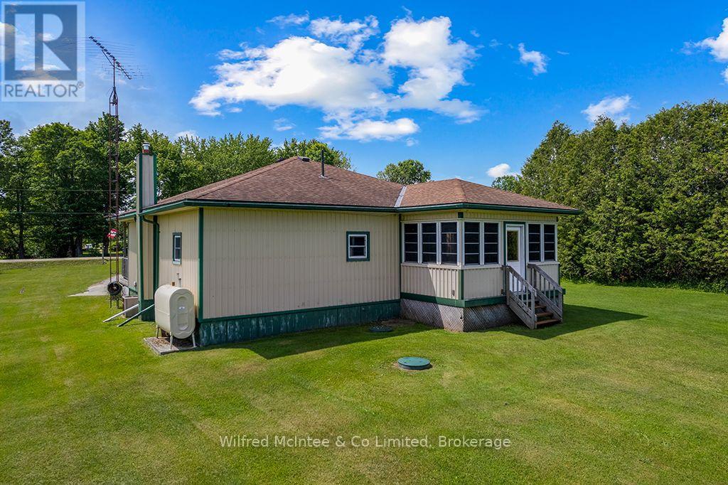 242287 Concession 16 Road Property Photo 6