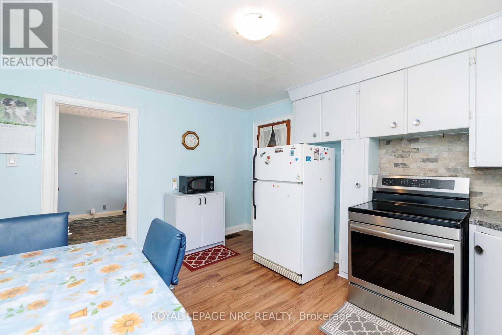 56 Beech Street Property Photo 13