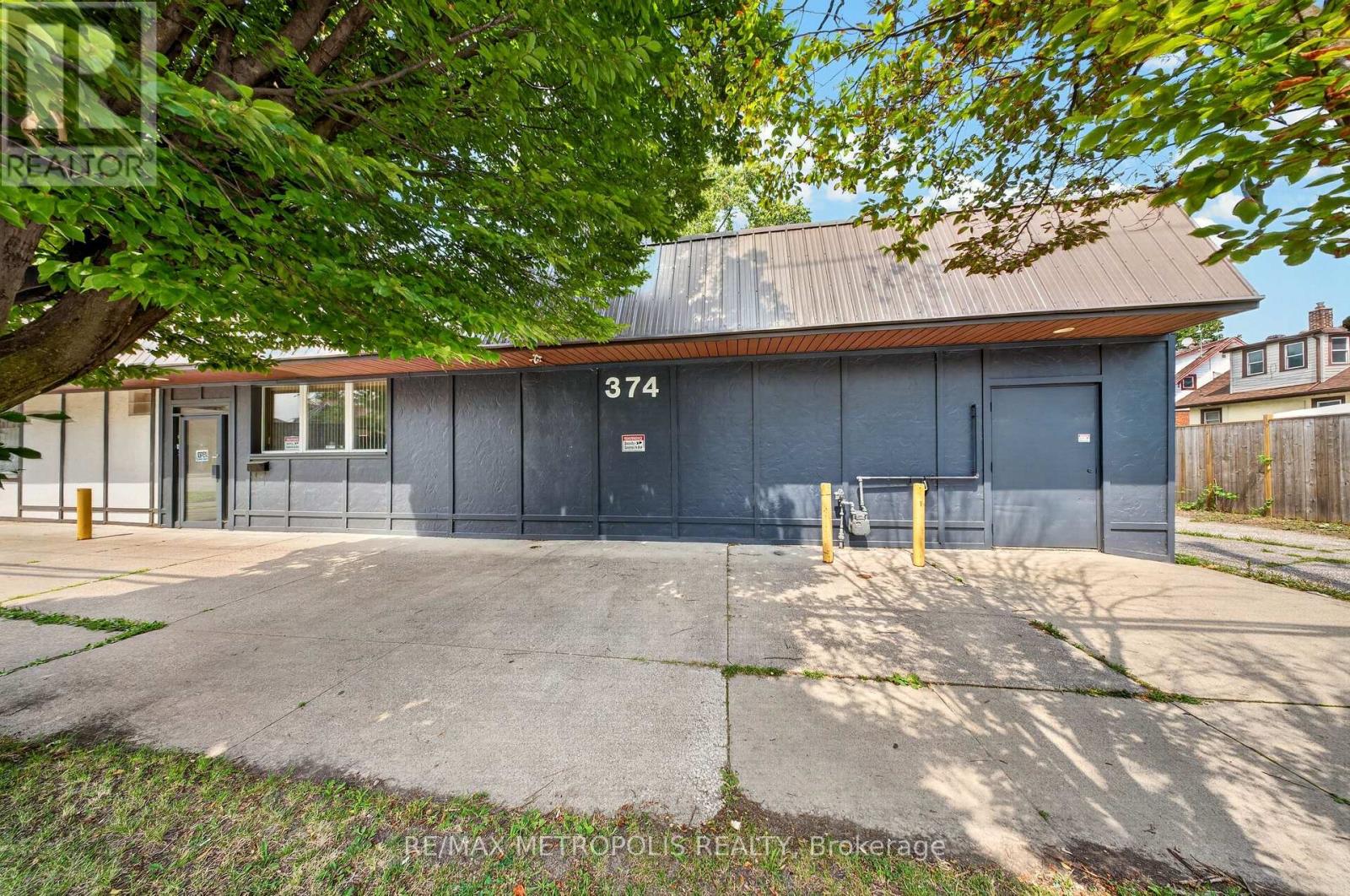 358-374 Shepherd Street W Property Photo 3