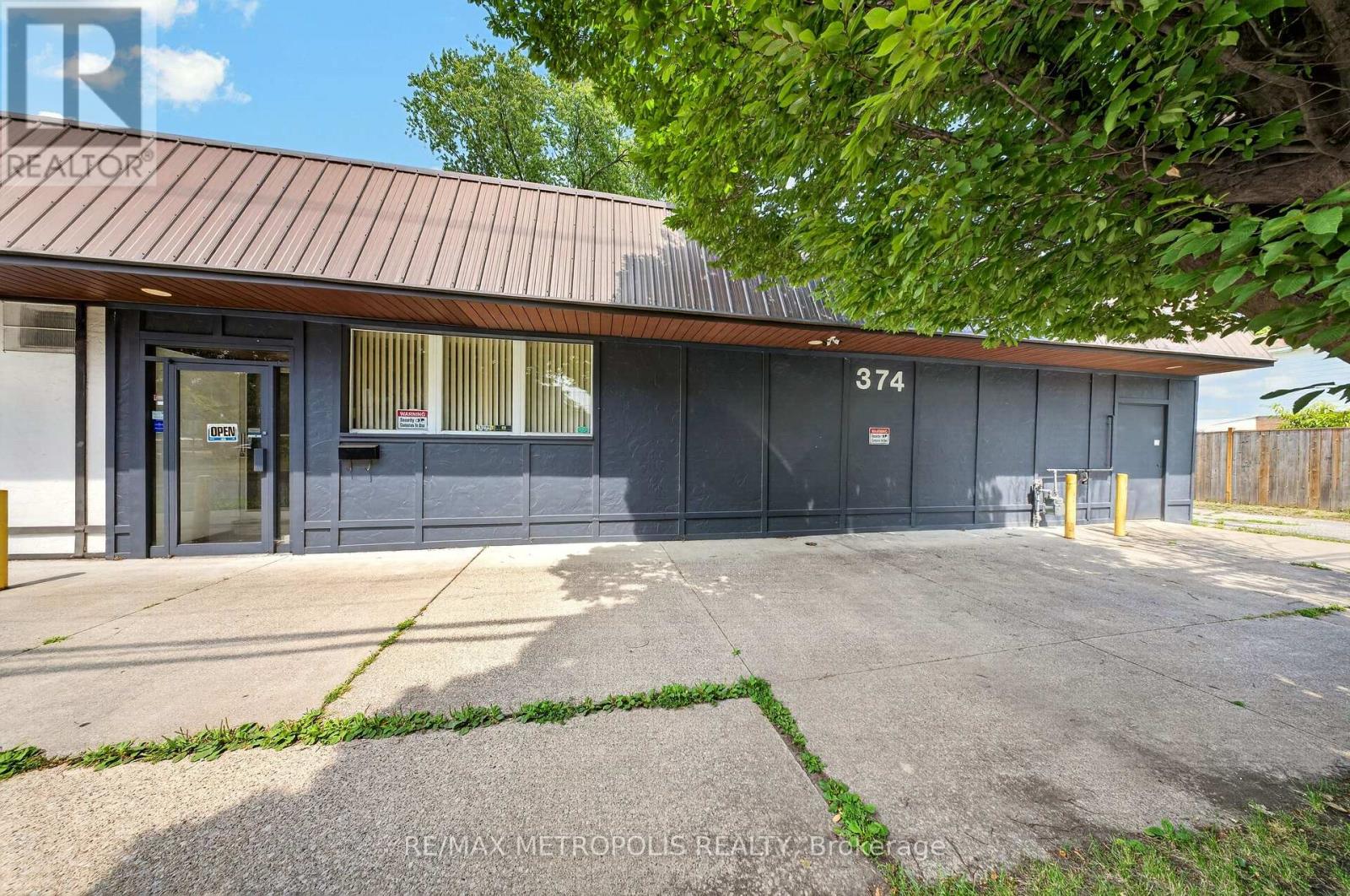 358-374 Shepherd Street W Property Photo 4
