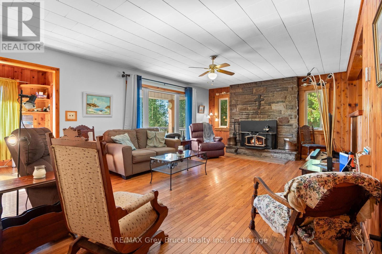 948 Dorcas Bay Road Property Photo 13