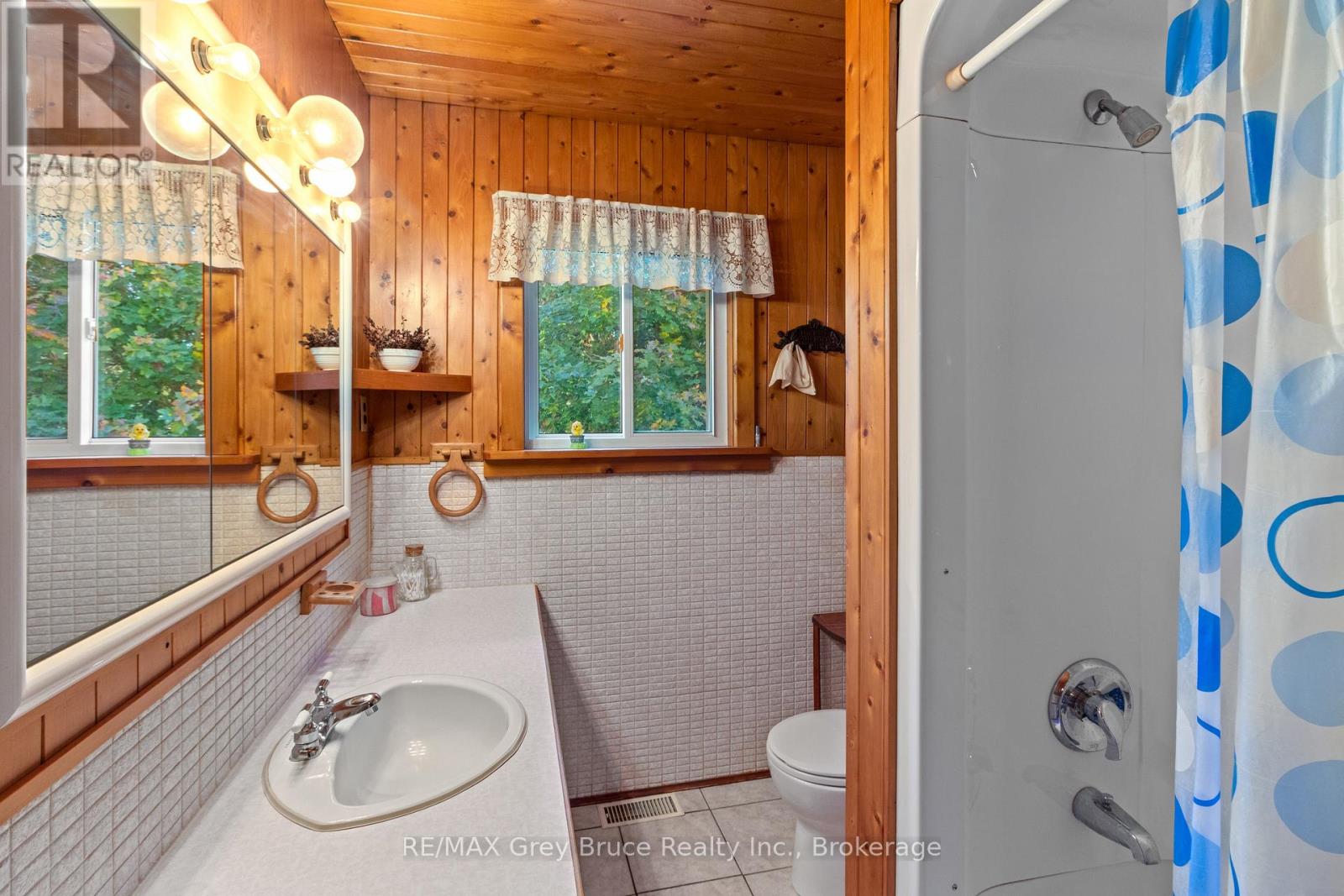 948 Dorcas Bay Road Property Photo 20