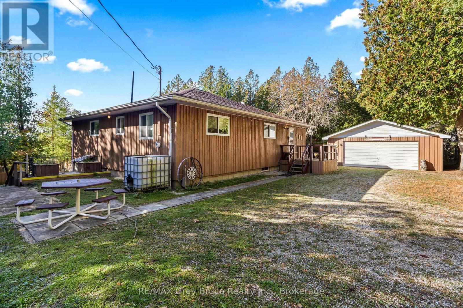 948 Dorcas Bay Road Property Photo 40