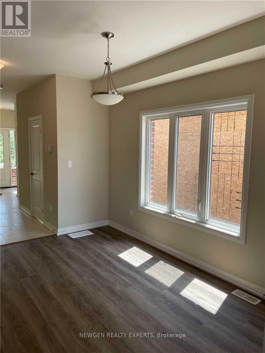 9255 White Oak Avenue Property Photo 3