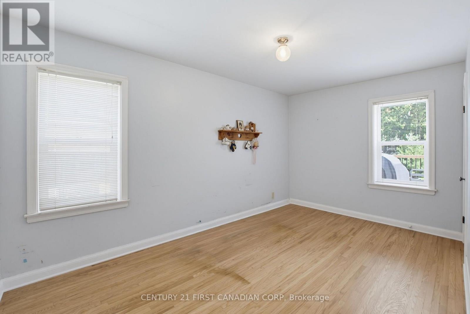 444 Forest Lawn Avenue Property Photo 10