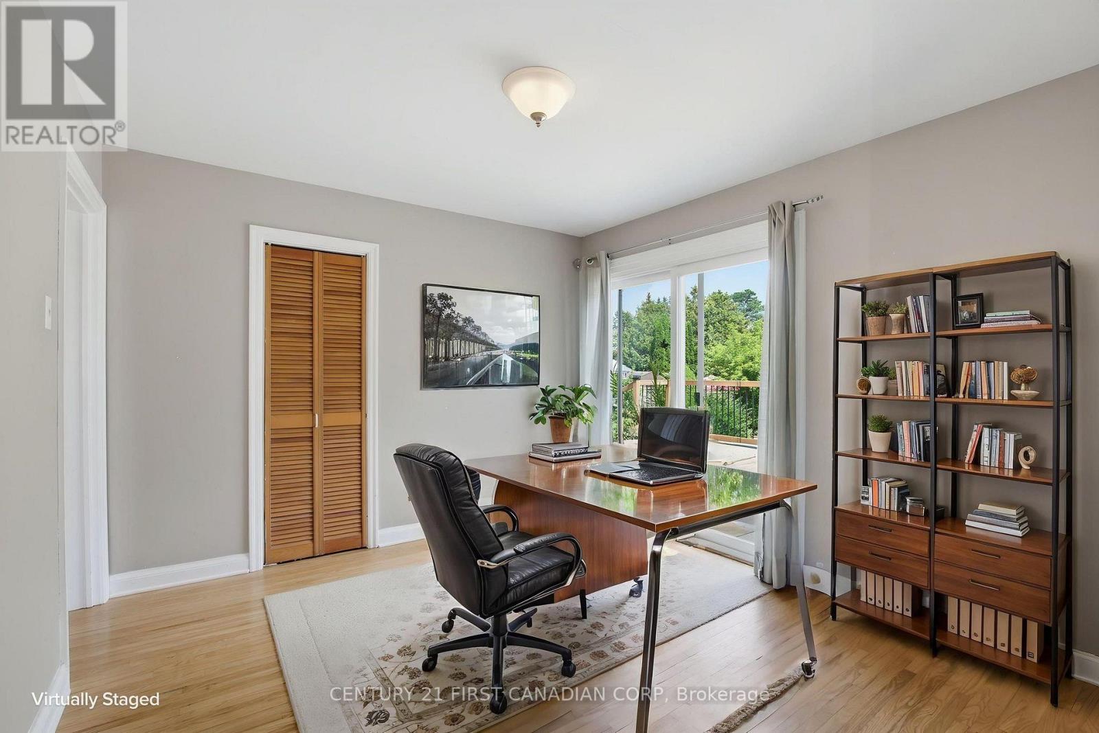 444 Forest Lawn Avenue Property Photo 19