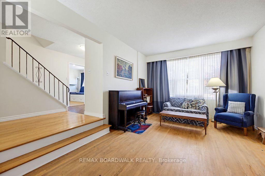 29 Southpark Drive Property Photo 9