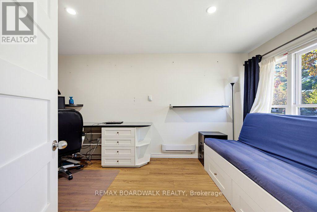 29 Southpark Drive Property Photo 18