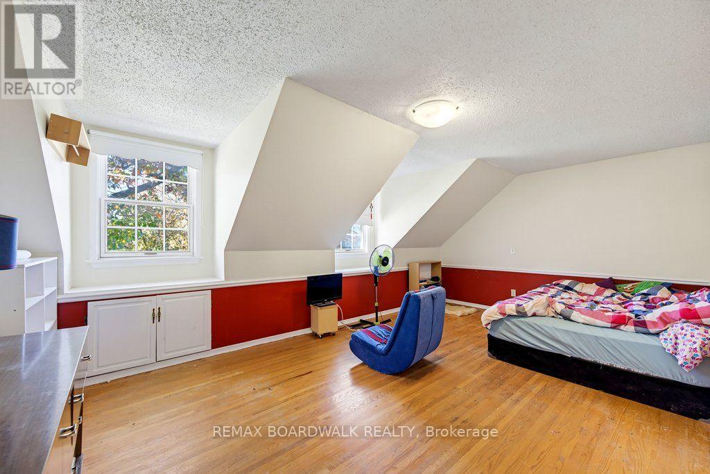 29 Southpark Drive Property Photo 28
