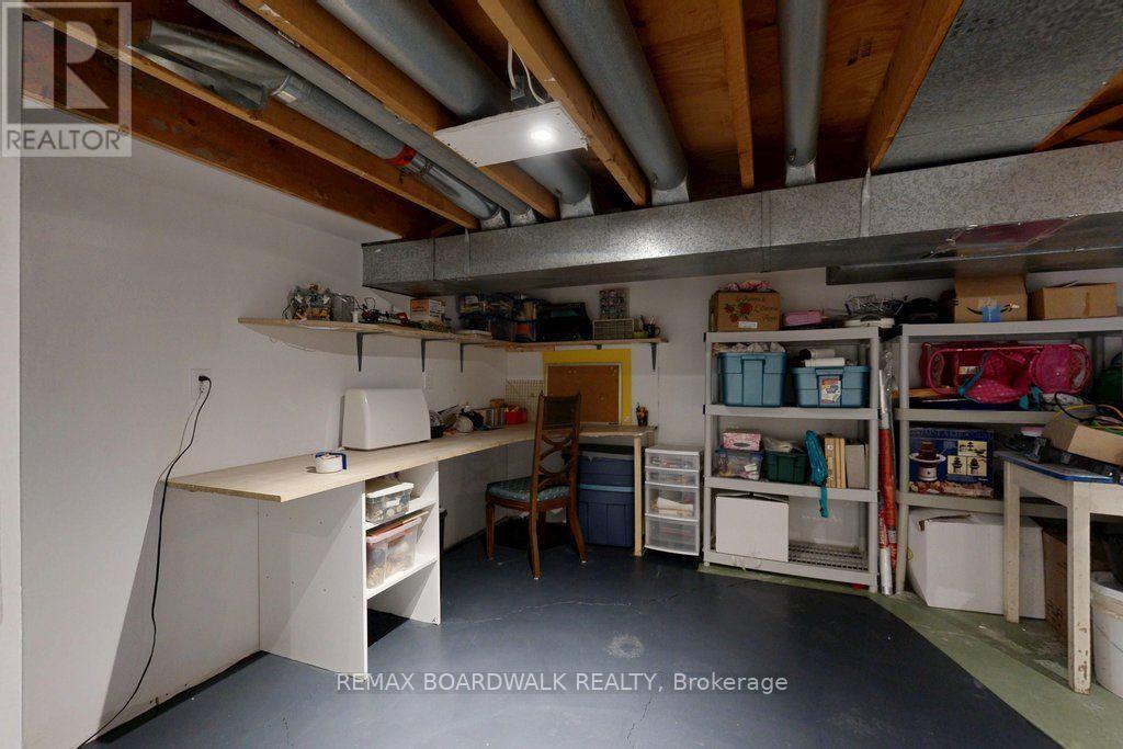 29 Southpark Drive Property Photo 32