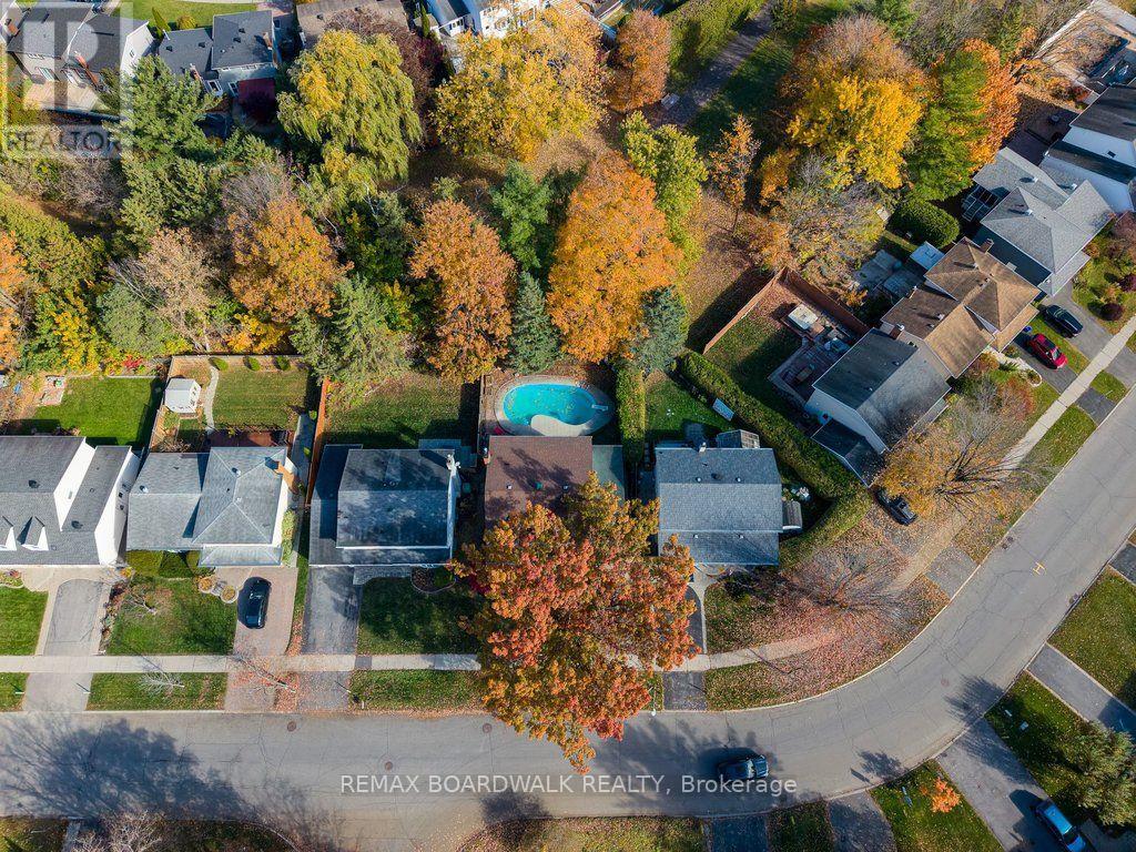 29 Southpark Drive Property Photo 42