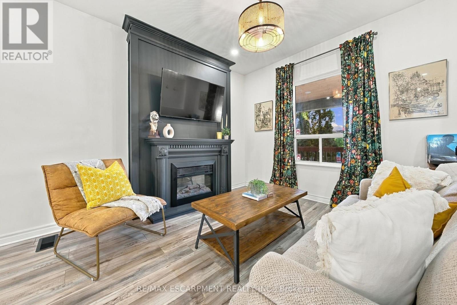 48 Francis Street Property Photo 8