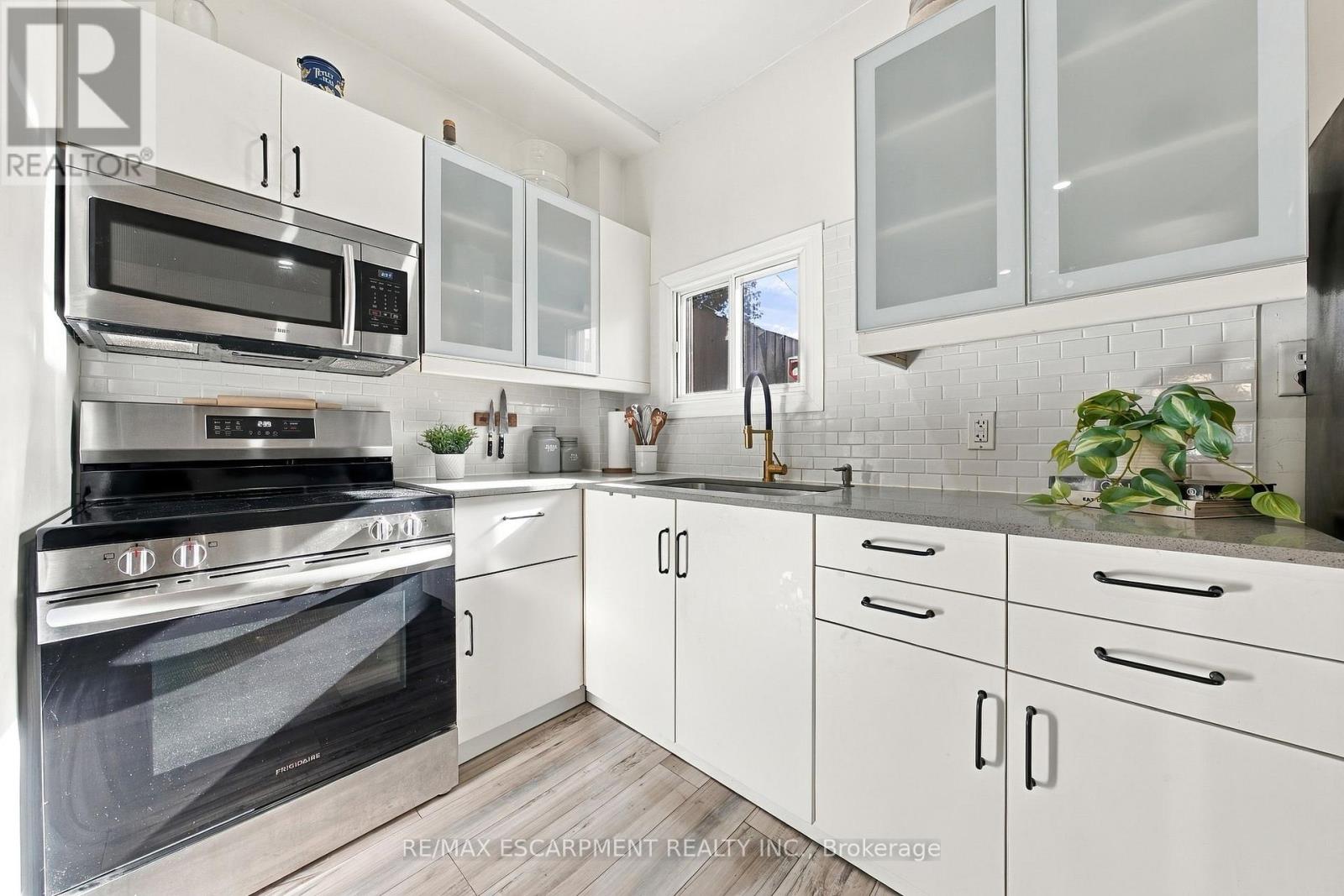 48 Francis Street Property Photo 17