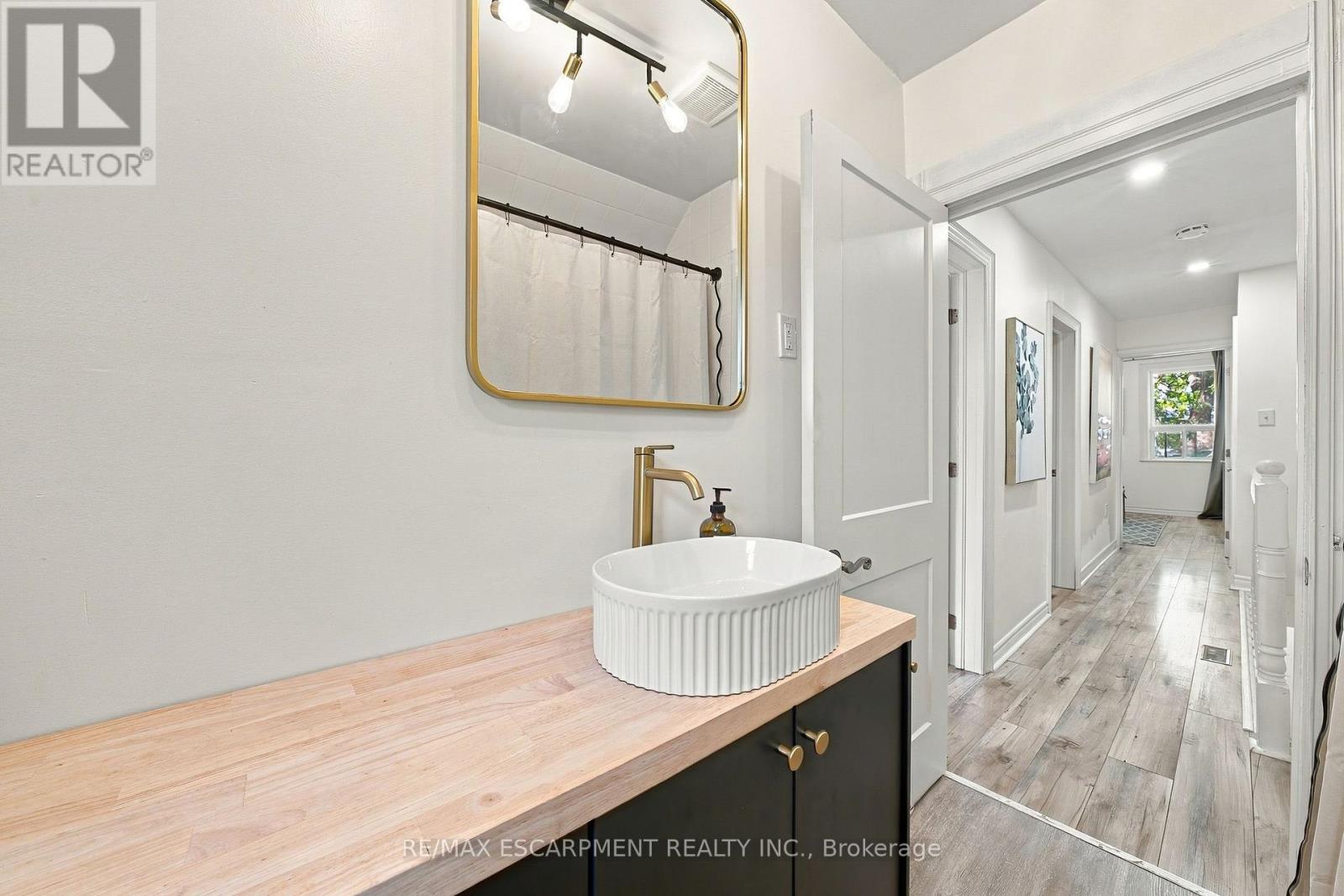 48 Francis Street Property Photo 23