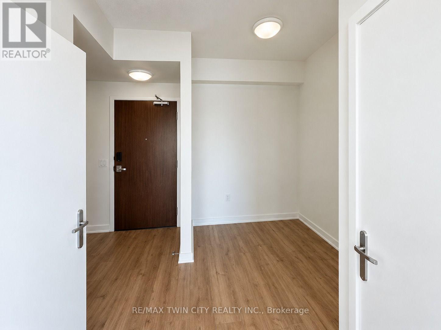 3311 - 30 Francis Street S Property Photo 10