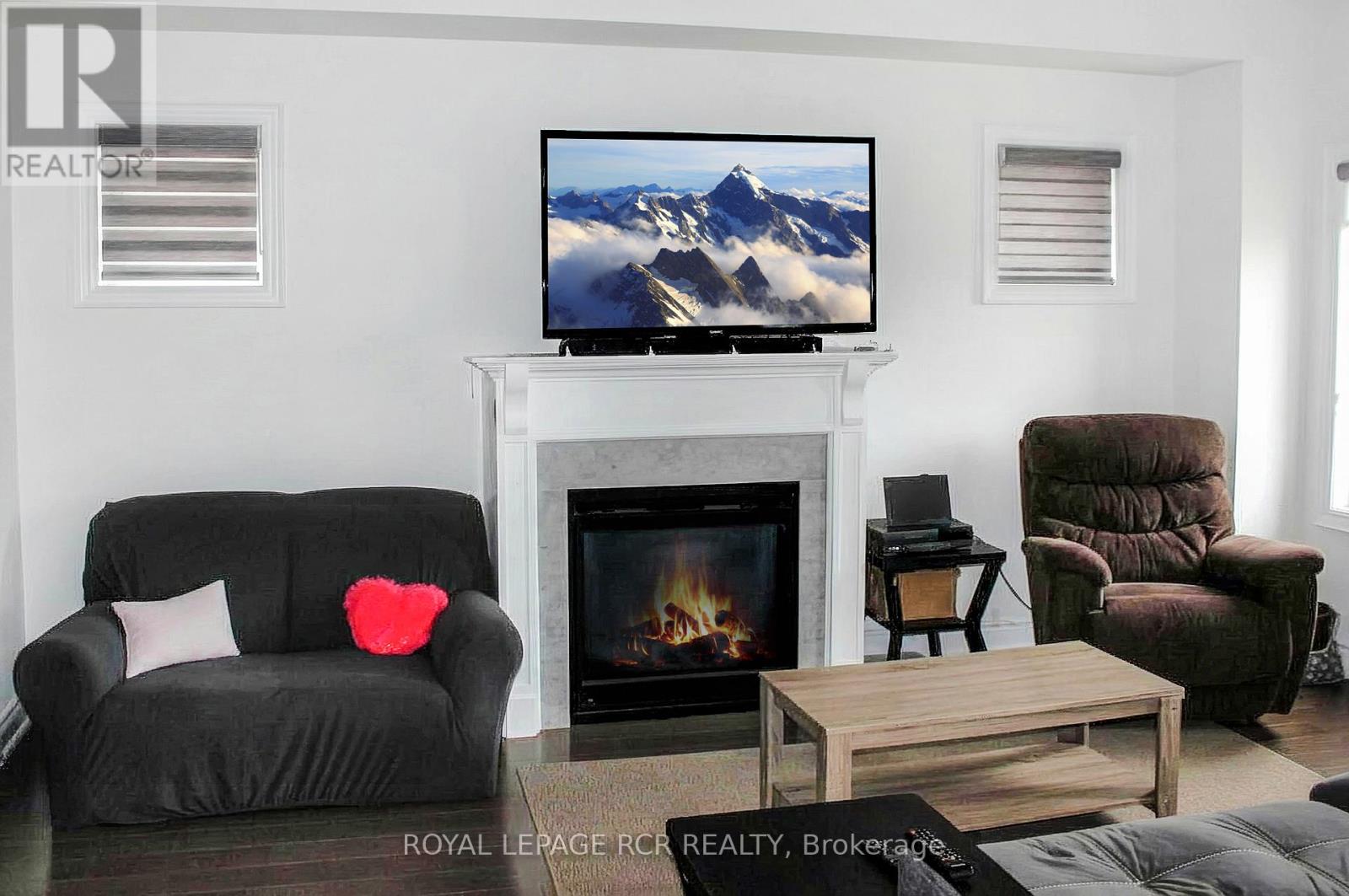 107 Werry Avenue Property Photo 4
