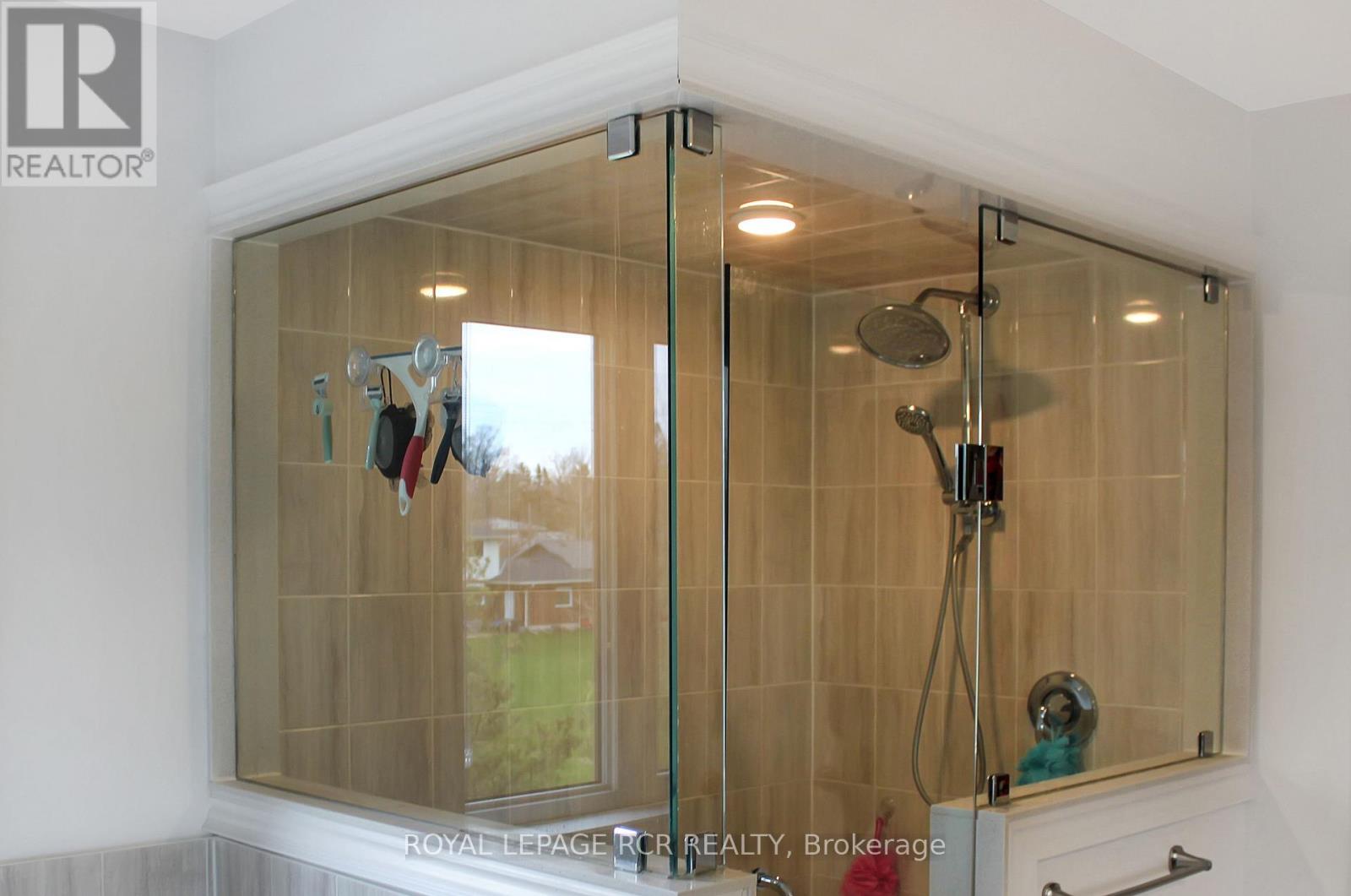 107 Werry Avenue Property Photo 8
