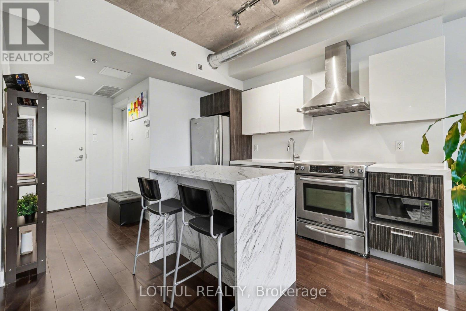 544 - 340 Mcleod Street Property Photo 9
