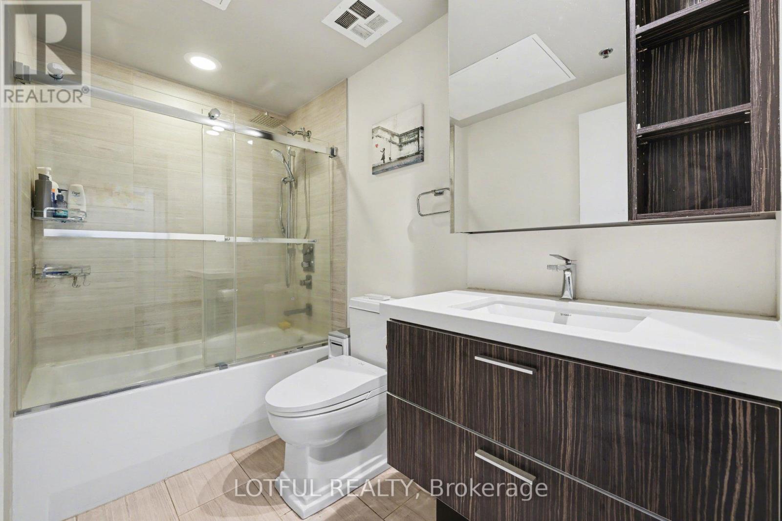 544 - 340 Mcleod Street Property Photo 19