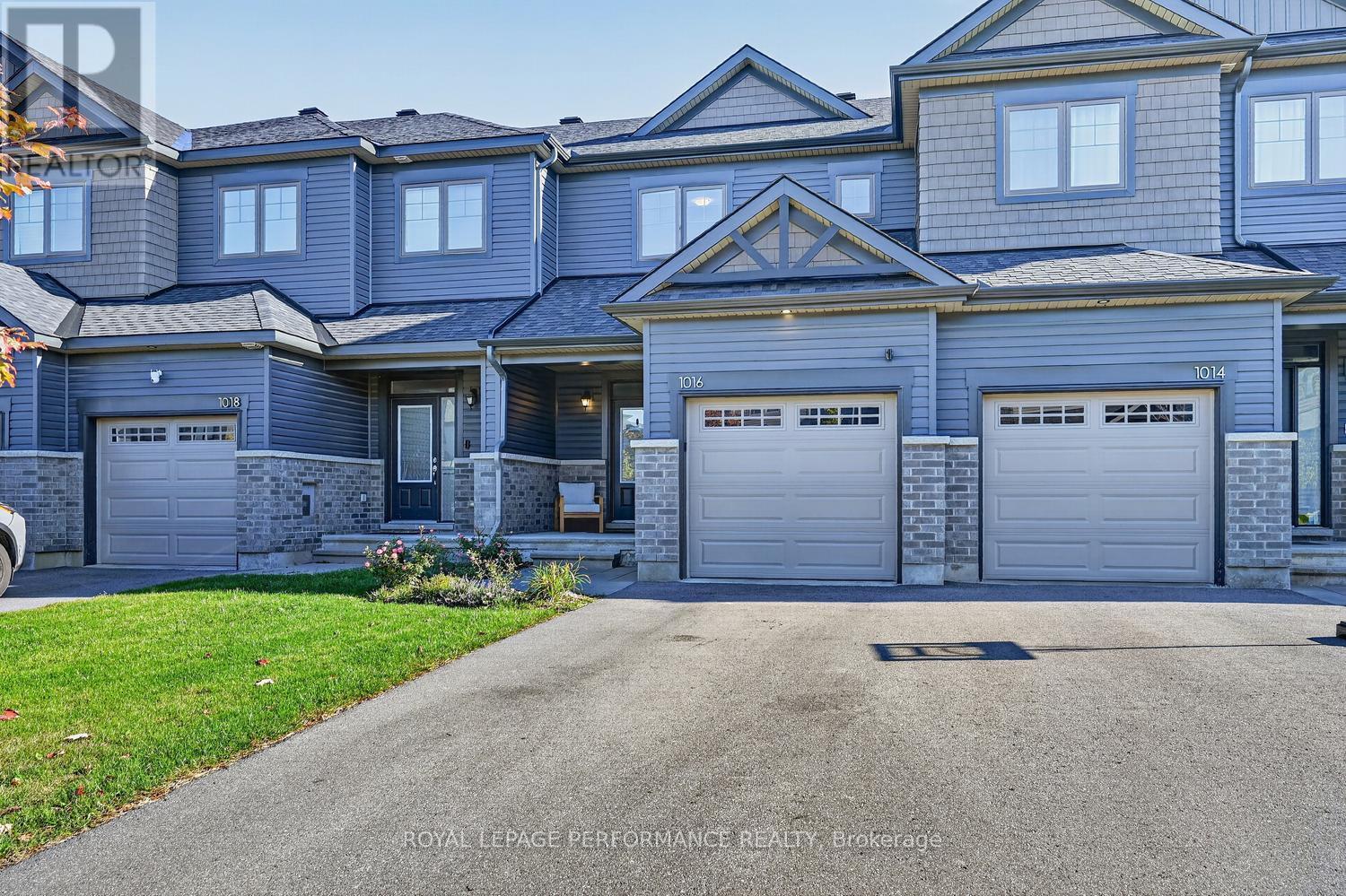 1016 Kijik Crescent Property Photo 3