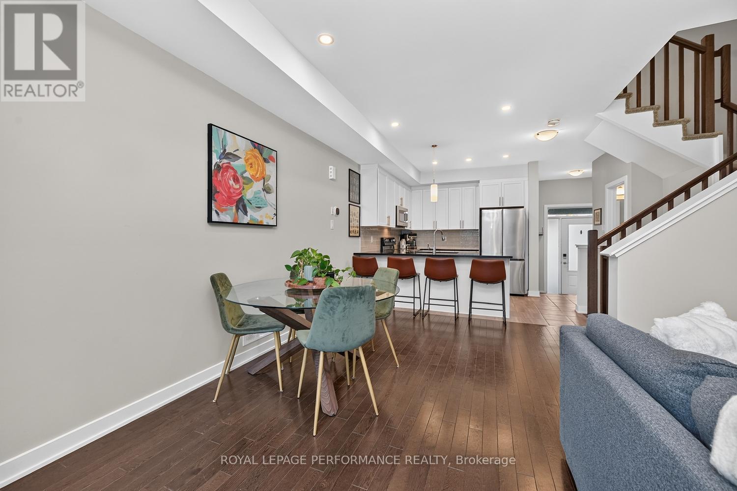 1016 Kijik Crescent Property Photo 11