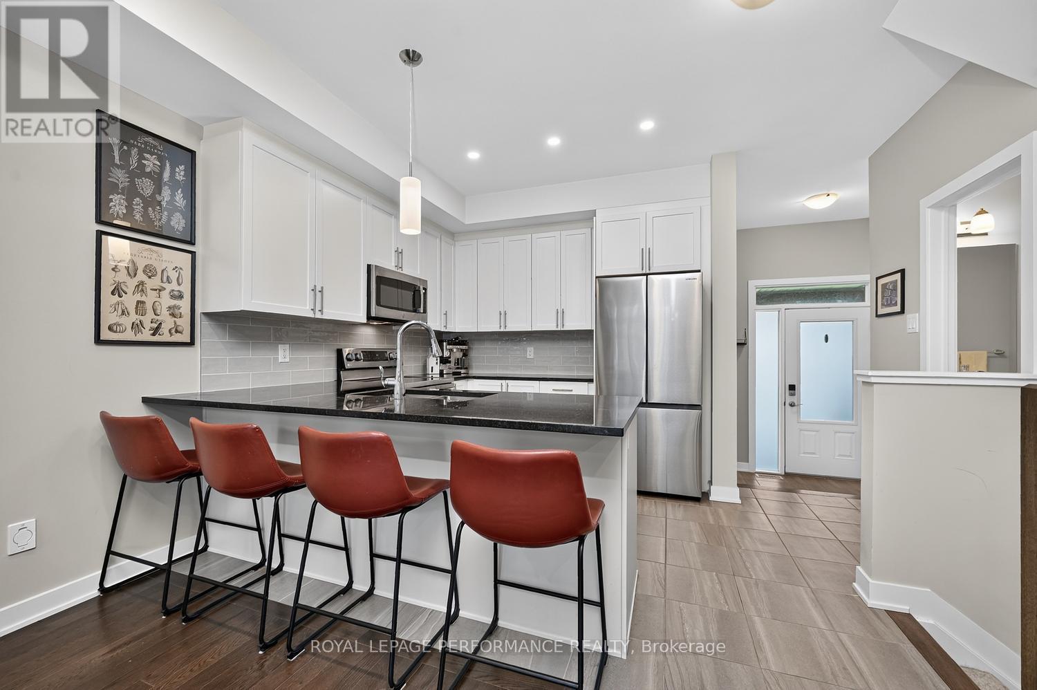 1016 Kijik Crescent Property Photo 13