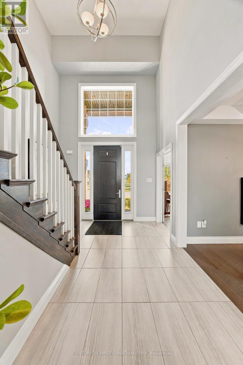 1935 Canvas Way Property Photo 6