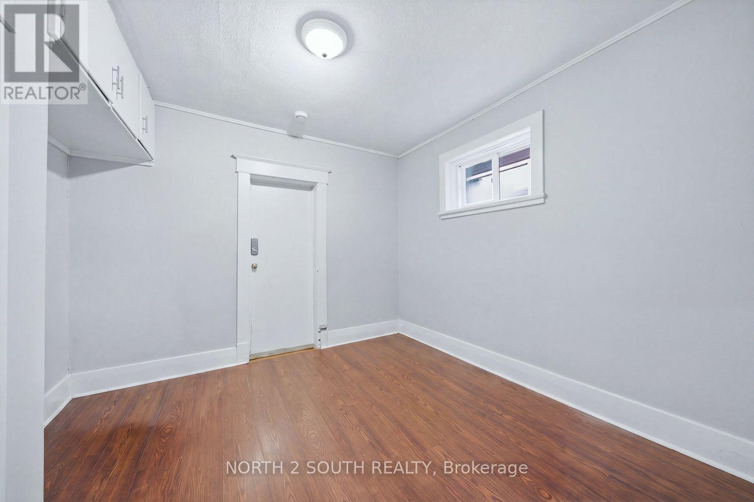 880 Dundas Street E Property Photo 20
