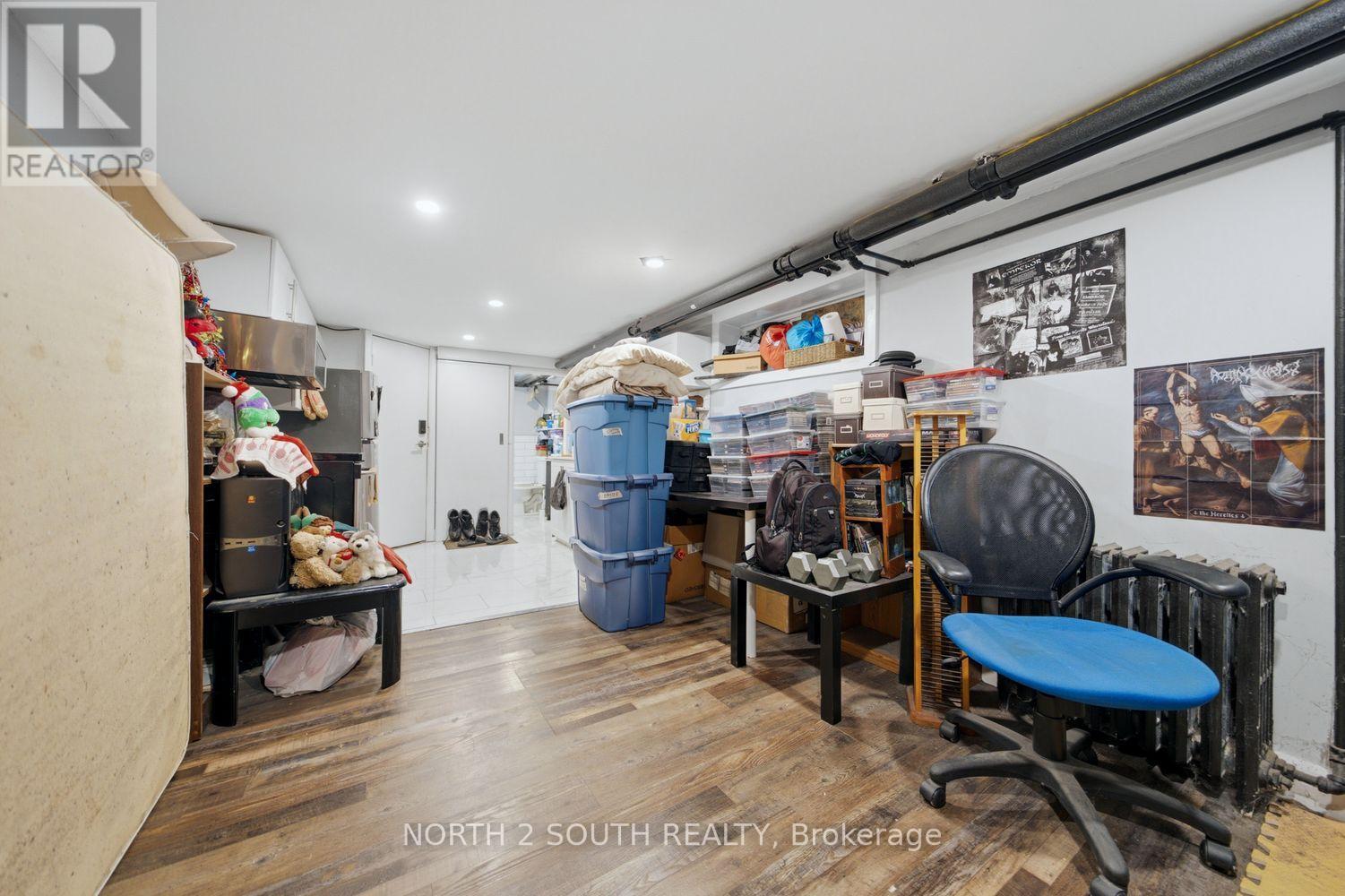 880 Dundas Street E Property Photo 47