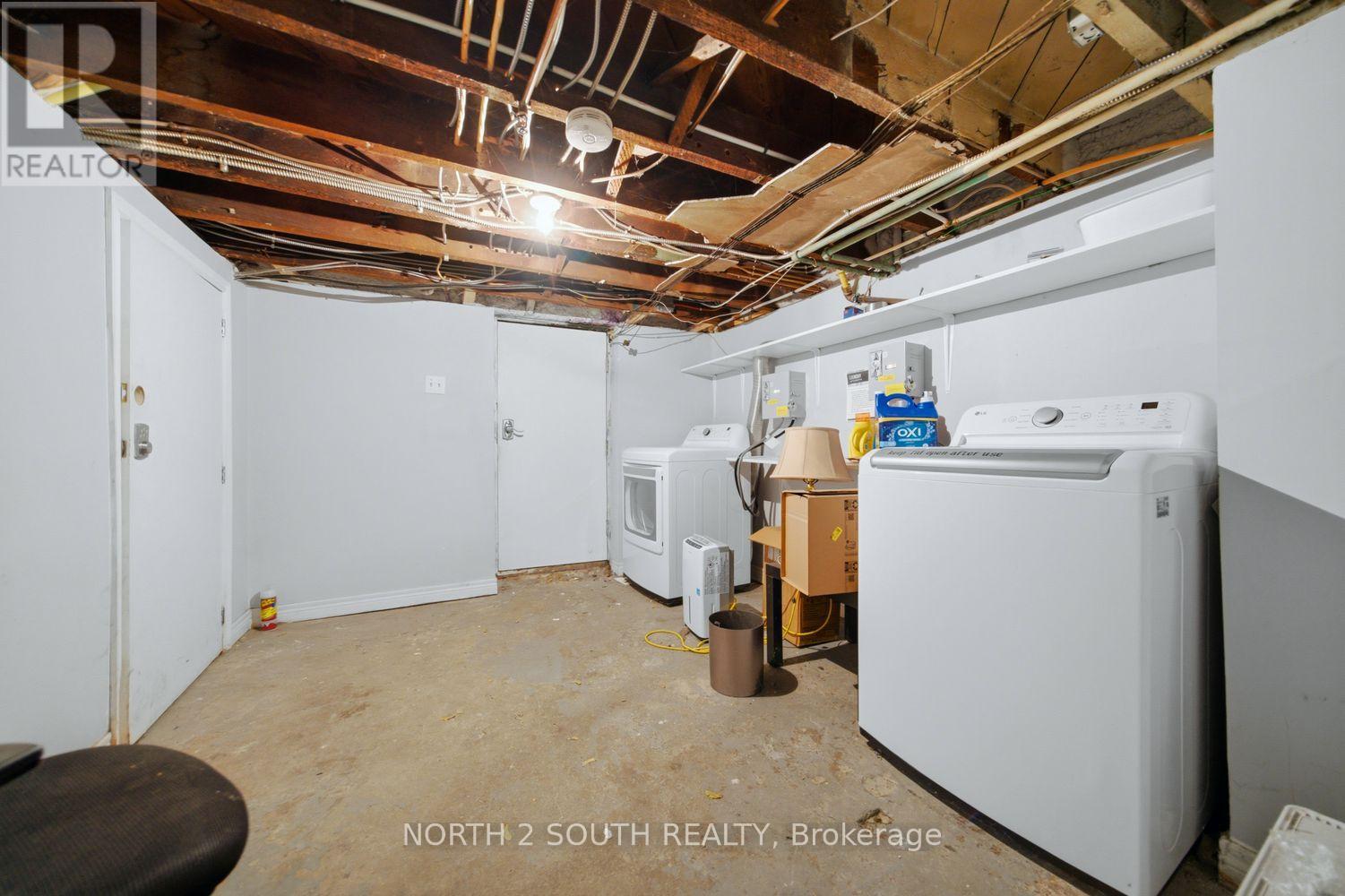 880 Dundas Street E Property Photo 48