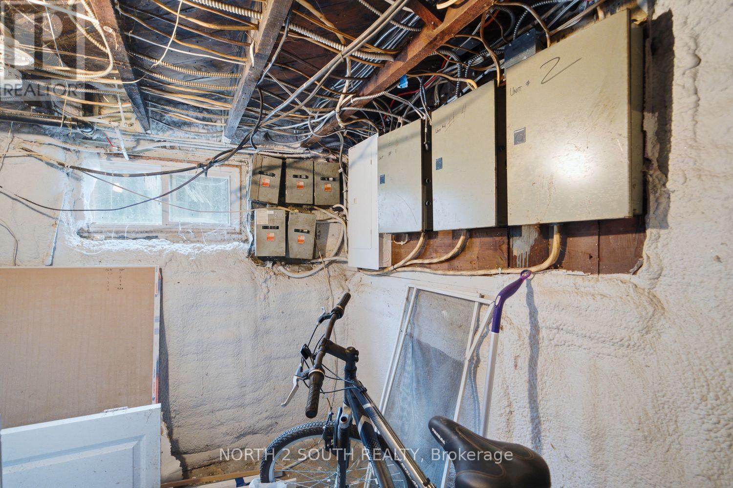 880 Dundas Street E Property Photo 49