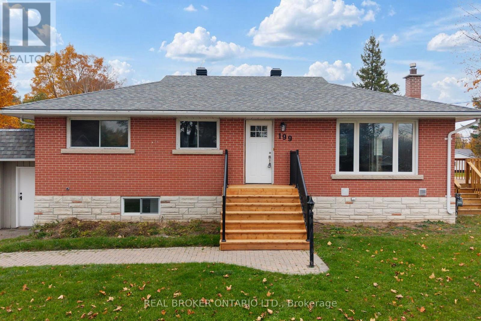 199 Andrews Avenue Property Photo 2