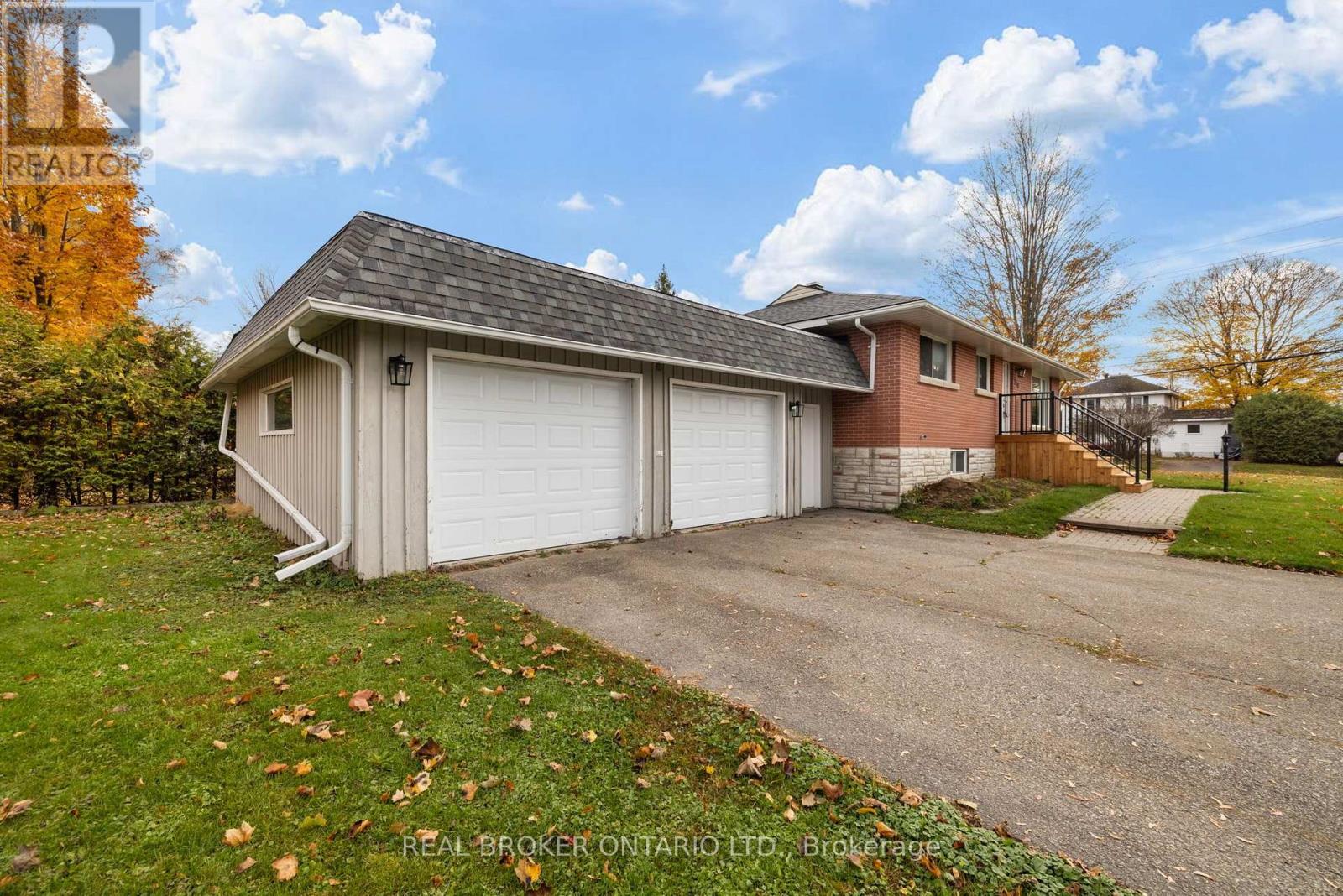 199 Andrews Avenue Property Photo 3