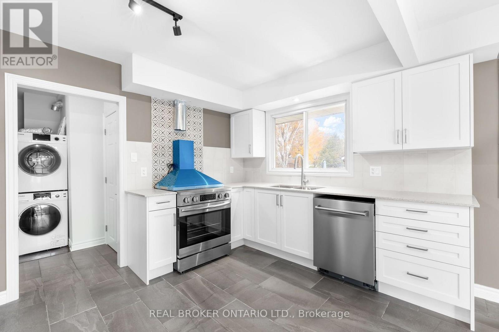 199 Andrews Avenue Property Photo 15