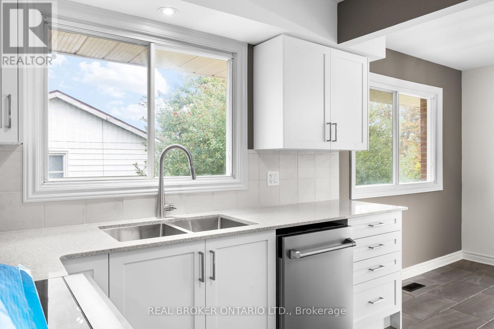 199 Andrews Avenue Property Photo 19
