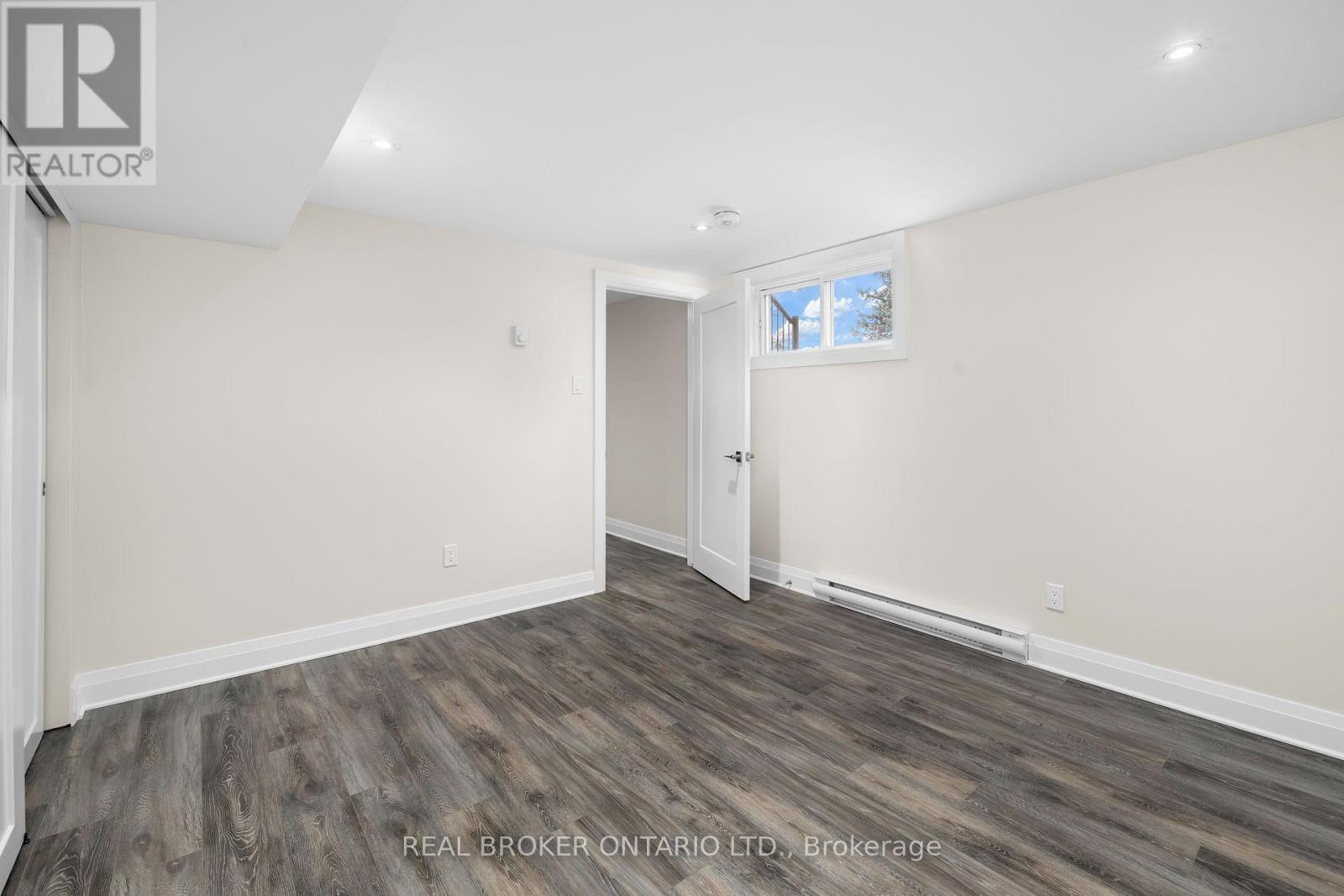 199 Andrews Avenue Property Photo 43