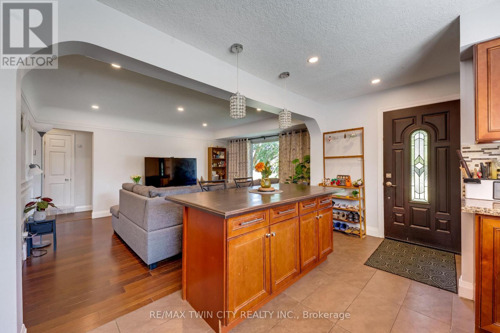 169 Bruce Street Property Photo 7