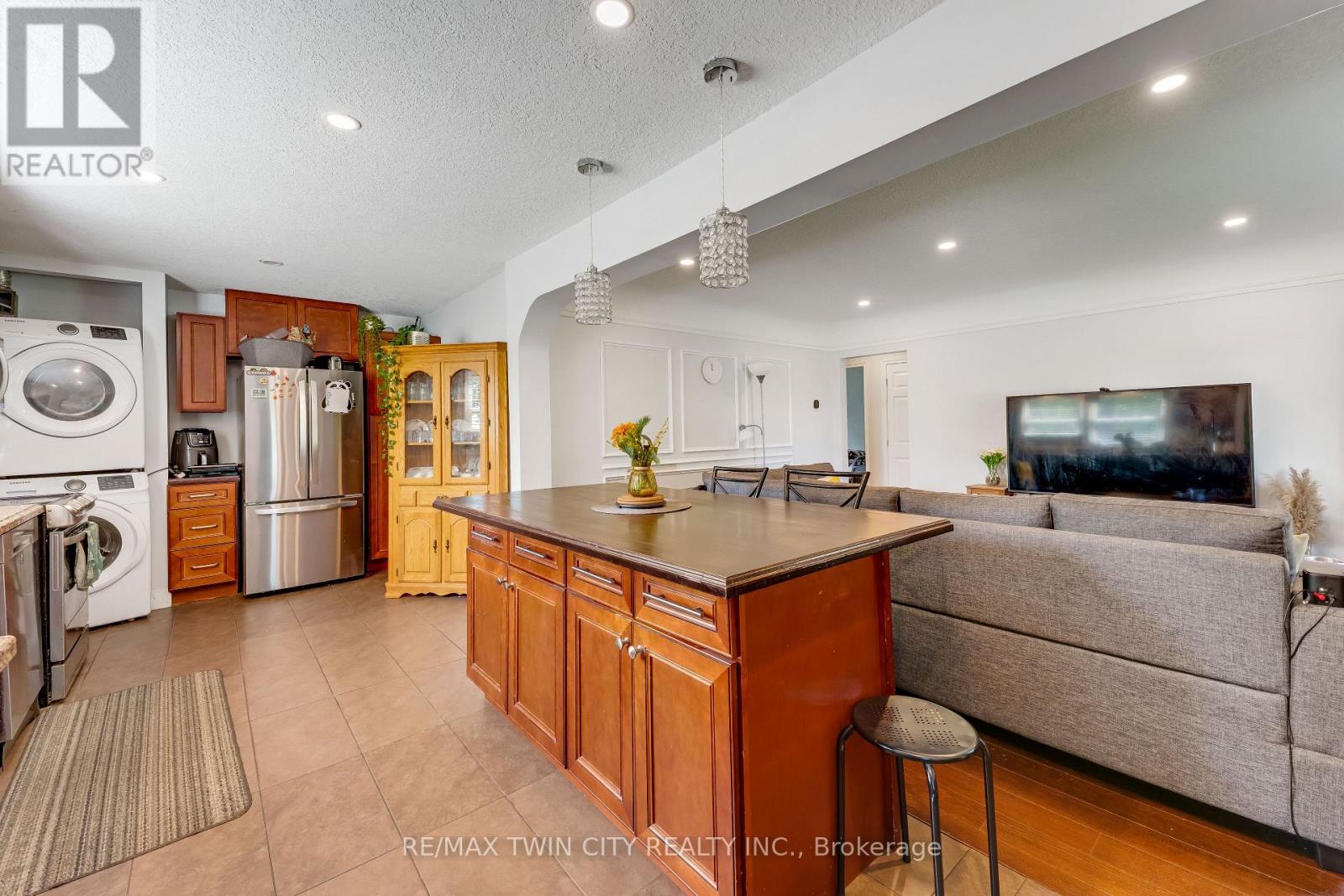 169 Bruce Street Property Photo 9