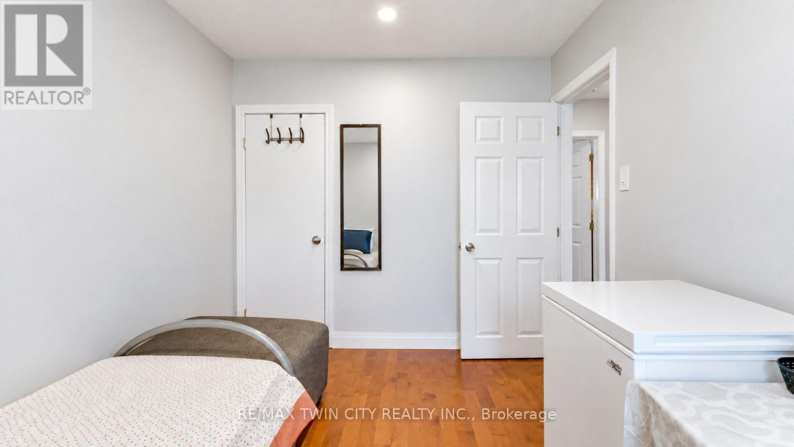 169 Bruce Street Property Photo 25