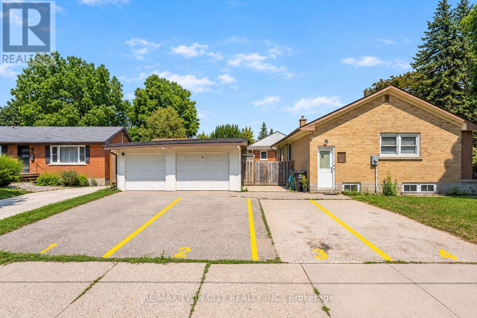 169 Bruce Street Property Photo 42