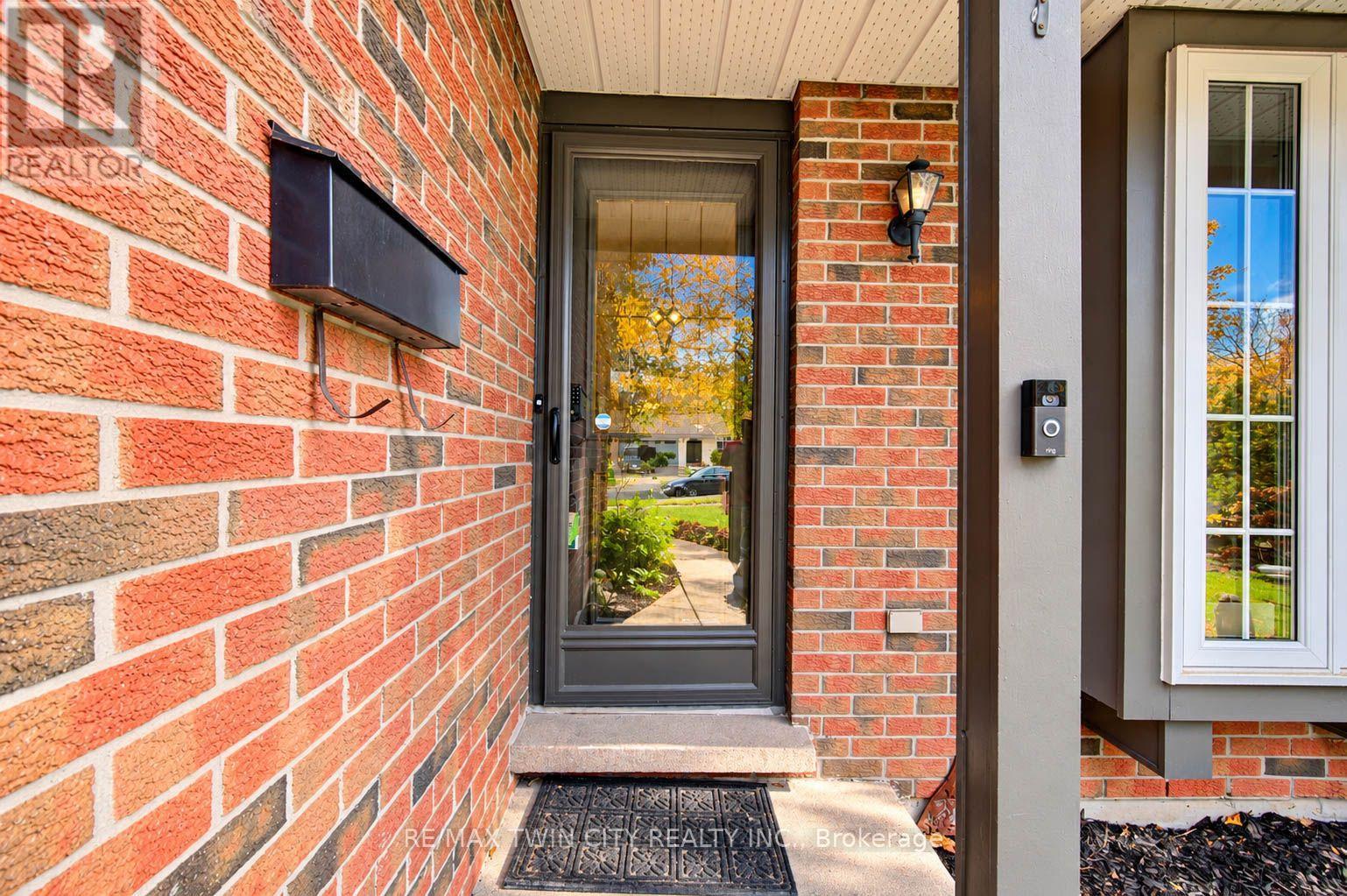 63 Winding Way Property Photo 3