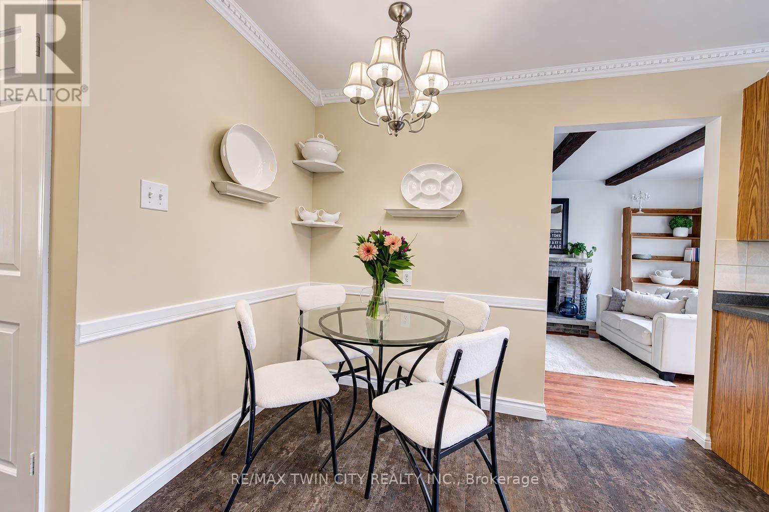 63 Winding Way Property Photo 11