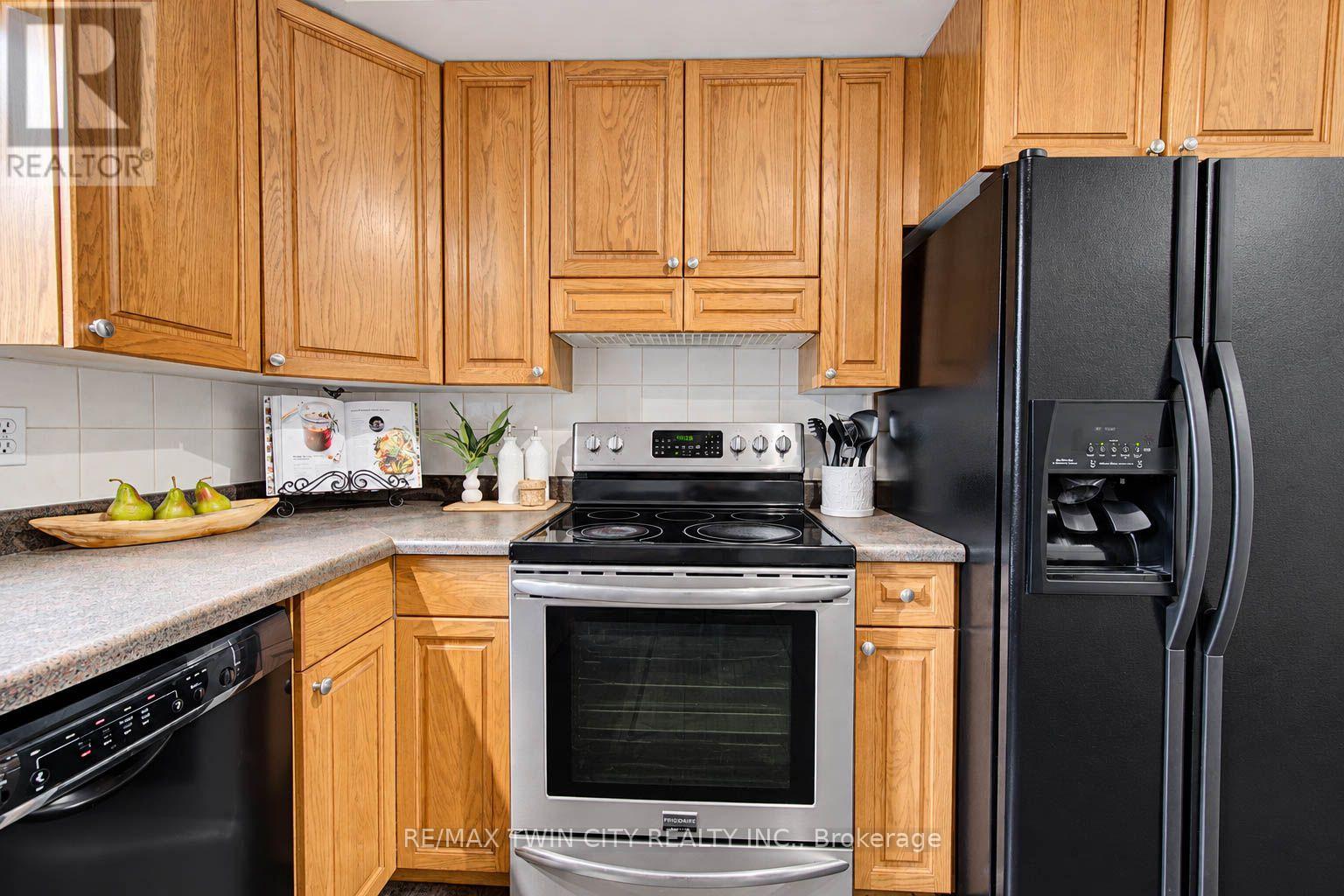 63 Winding Way Property Photo 16