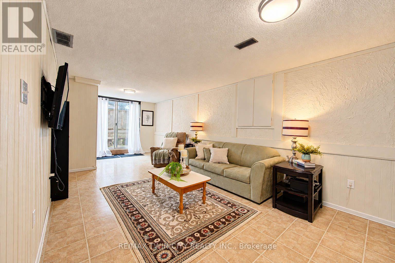 63 Winding Way Property Photo 29