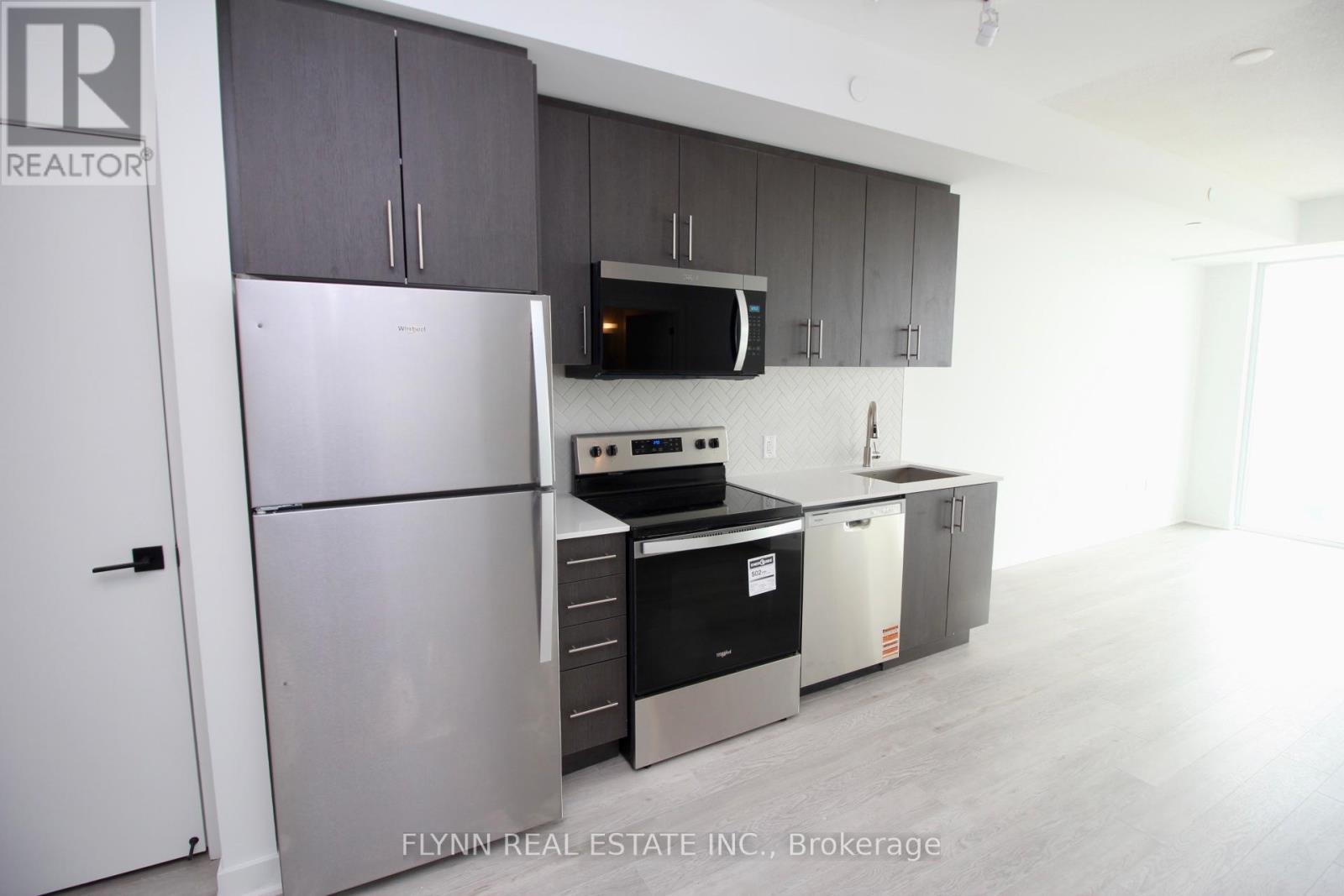 1518 - 2782 Barton Street E Property Photo 2