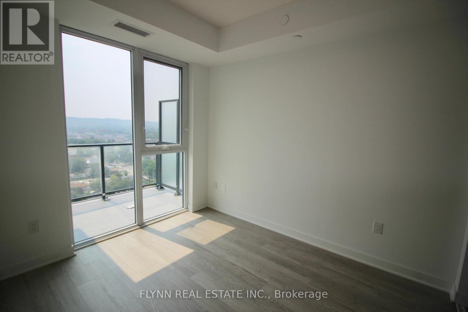 1518 - 2782 Barton Street E Property Photo 8