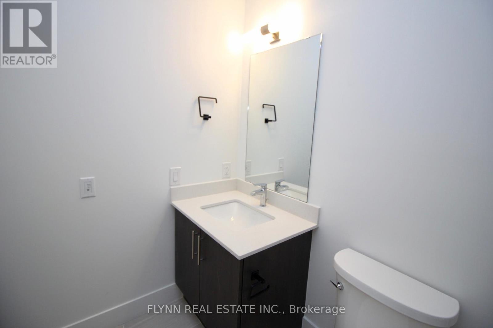 1518 - 2782 Barton Street E Property Photo 12