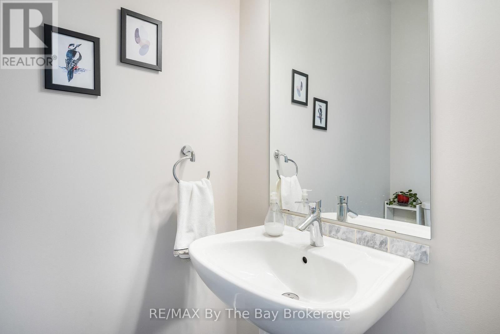 112 Sycamore Street Property Photo 5