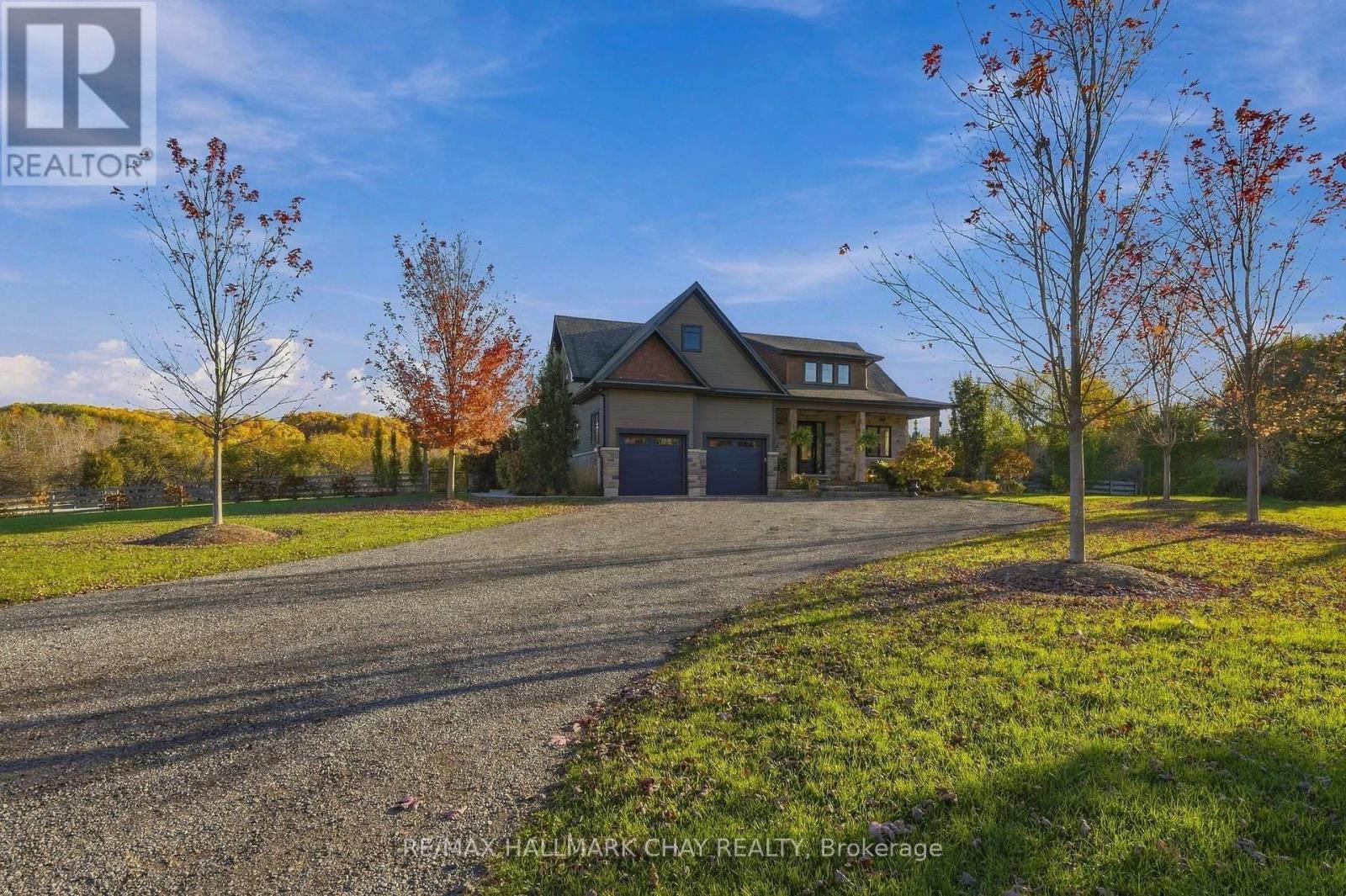 667312 20th Side Road Property Photo 3