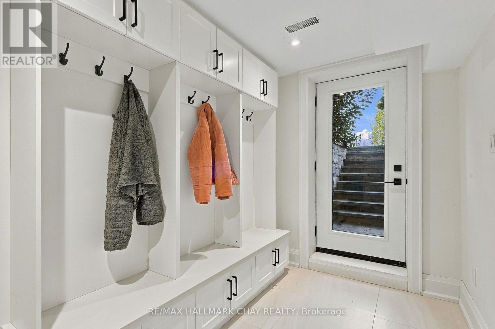667312 20th Side Road Property Photo 41